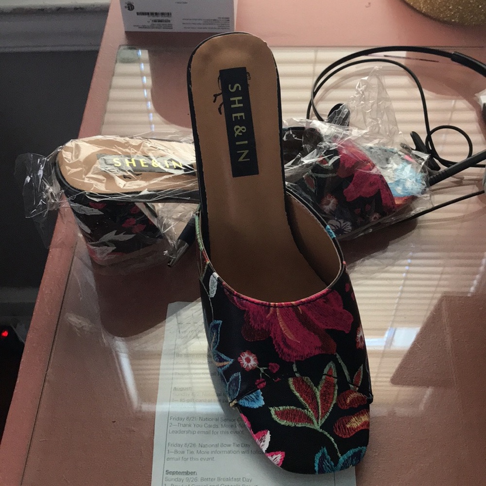SHEIN Slides